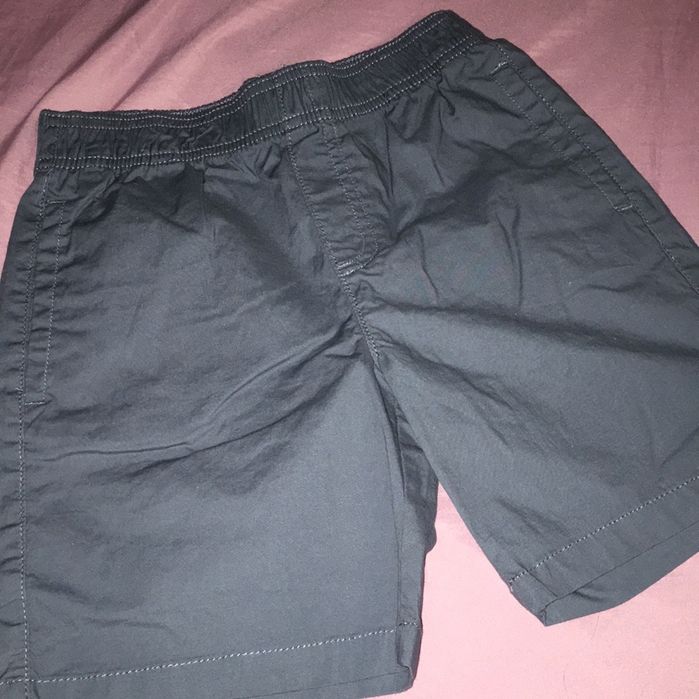 Boy shorts SZ 7 by 365 kids